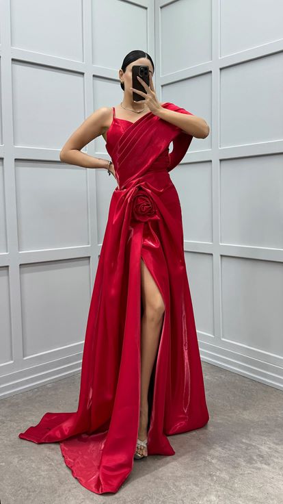 Red Rope Strap Waist Rose Detail Design Dress