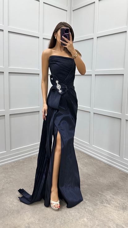 Lacivert Straplez Beli Fiyonk Taşlı Abiye