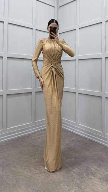 Abito da sera dal design ricamato a pois con dettagli in vita beige