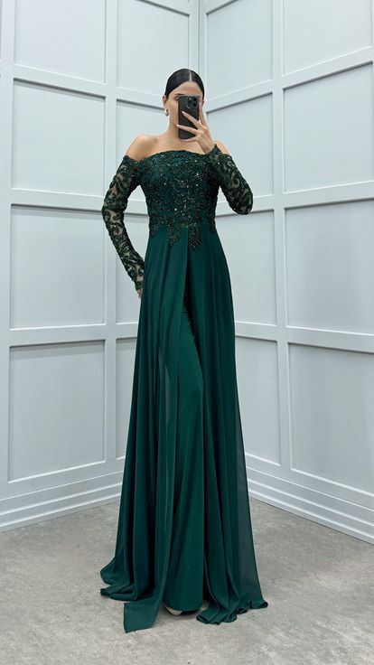 Emerald Chest Embroidered Detail Design Jumpsuit