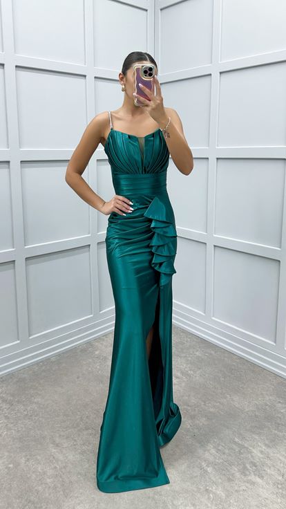 Emerald Green Design Satin Evening Dress with Flounce Waist
