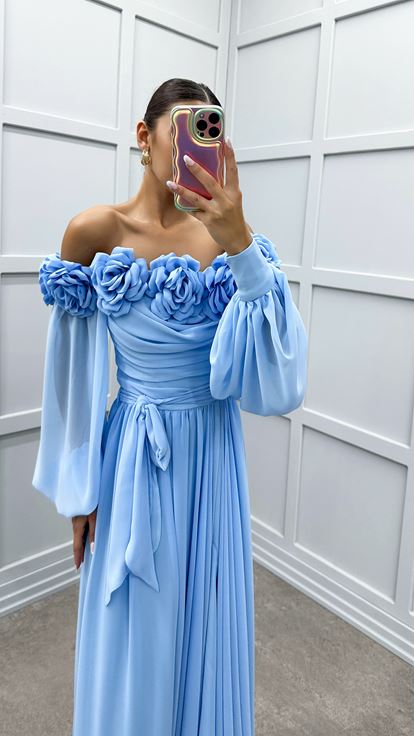 Robe bleu bébé à bretelles en corde, manches ballon, poitrine, motif floral