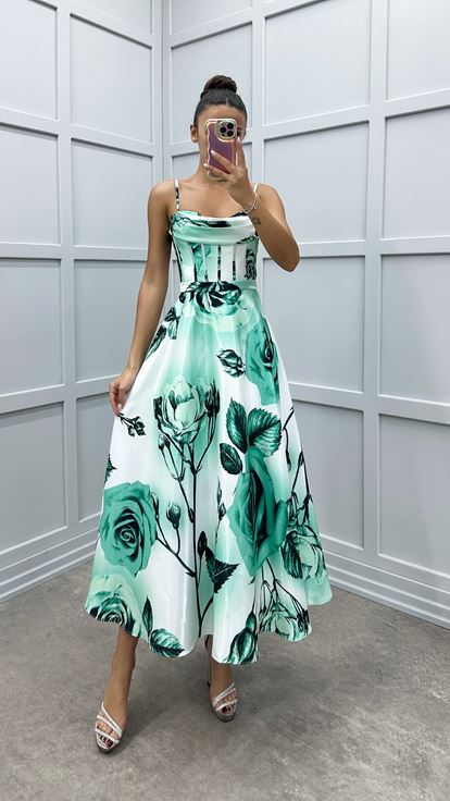 Mint Green Strappy Dress with Boat Neck Pattern on the Bust