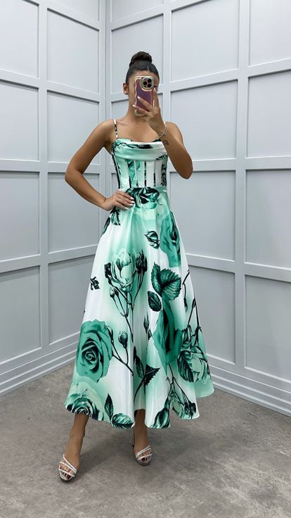 Mint Green Strappy Dress with Boat Neck Pattern on the Bust