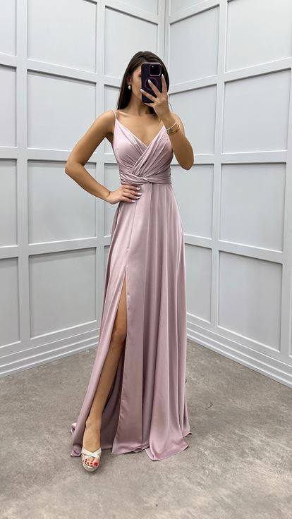 Pudra İp Askılı Yırtmaçlı Saten Abiye Elbise