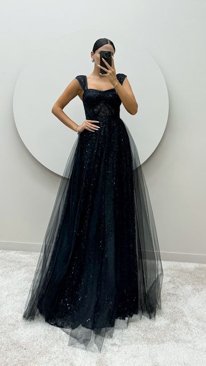 Black Transparent Detail Embroidered Design Dress