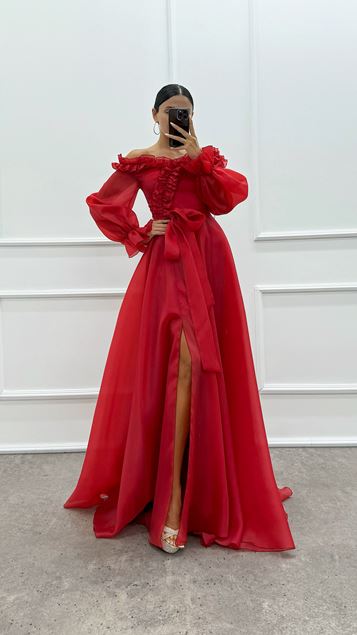 Abito dal design con dettagli volant e maniche a palloncino rosso