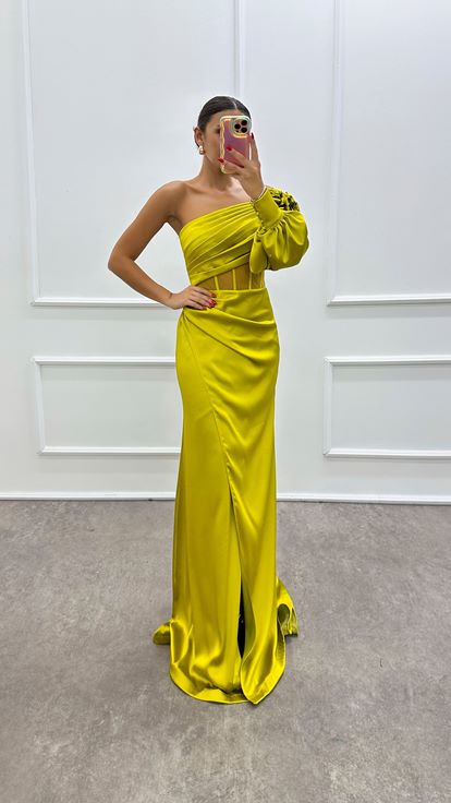 Robe de soirée transparente verte à manches simples