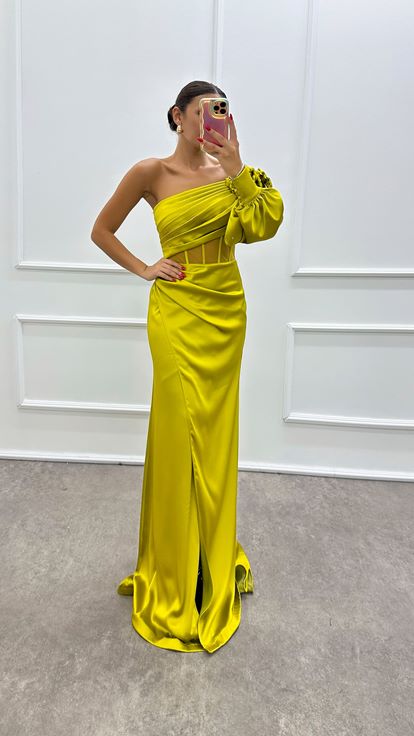 Robe de soirée transparente verte à manches simples