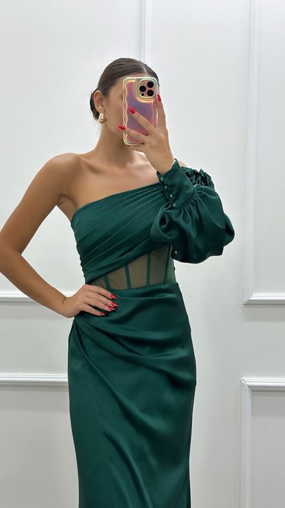 Robe de soirée transparente à manches simples vert émeraude