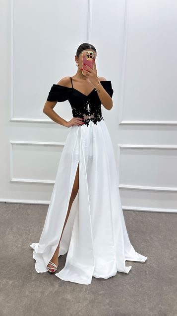 Vestido de noche con detalle de cintura transparente y correa de cuerda negra