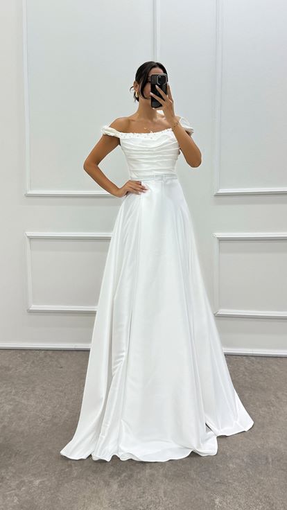 Shoulder Detailed Chest Stone Design Satin Evening Dress