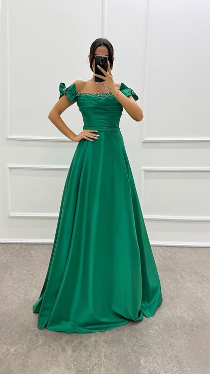 Shoulder Detailed Chest Stone Design Satin Evening Dress