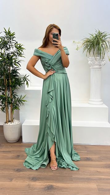 Boat Neck Waist Detail Plus Size Satin Evening Dress