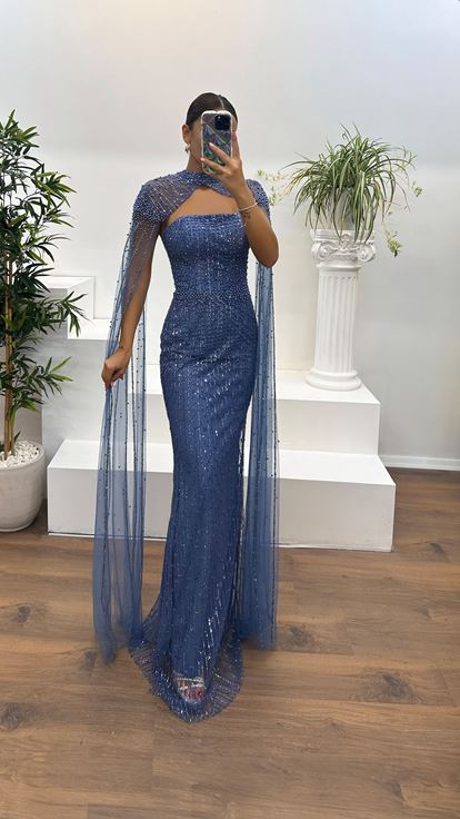 İndigo İşlemeli Yaka Detay Tasarım Elbise