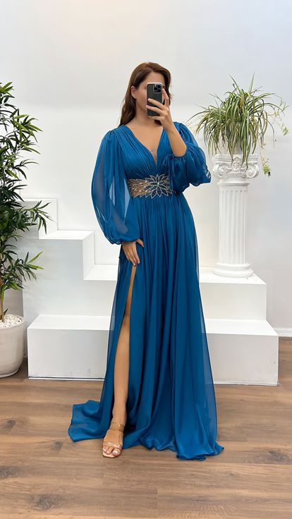 Robe de soirée turquoise à col en V et taille brodée, grande taille