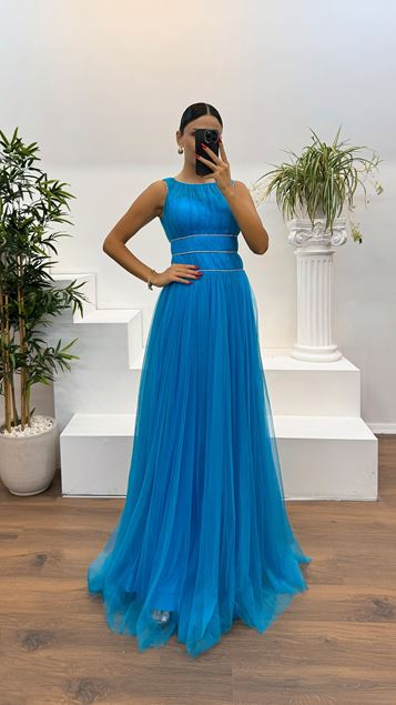 Blue Waist and Neck Stone Detail Tulle Evening Dress