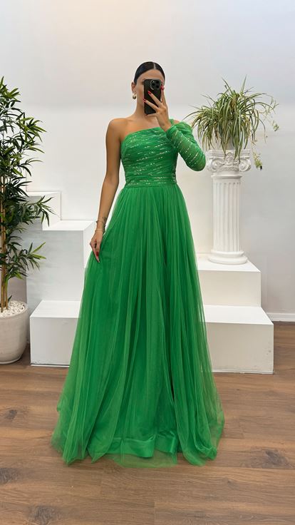 Yeşil Tek Kol İşlemeli Tül Abiye Elbise