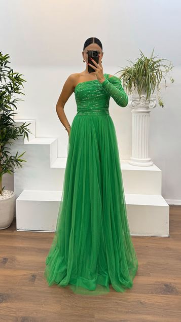 Green Single Sleeve Embroidered Tulle Evening Dress