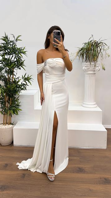 Bone Neck Detailed Stone Design Evening Dress