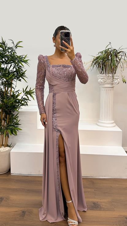 Lilac Waist Detail Embroidered Design Evening Dress