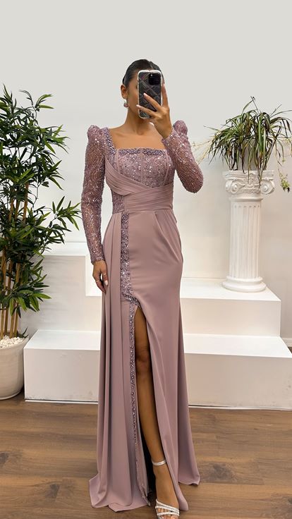 Lilac Waist Detail Embroidered Design Evening Dress
