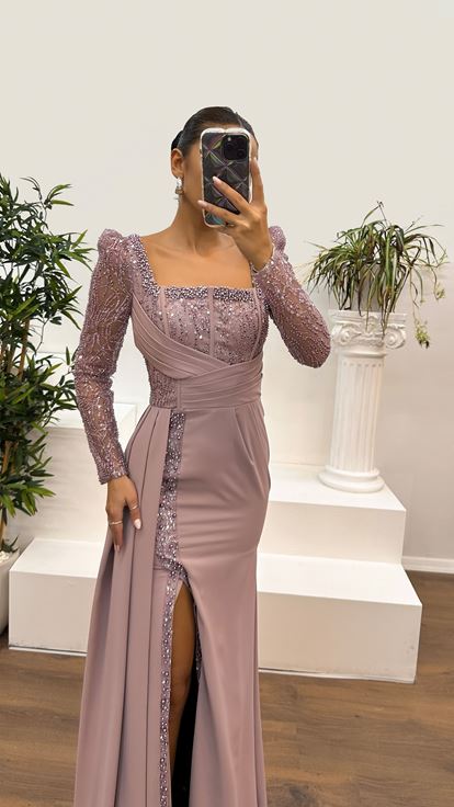 Lilac Waist Detail Embroidered Design Evening Dress