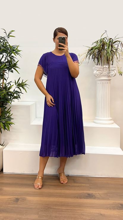 Mor Pliseli Kolları İşlemeli Büyük Beden Abiye Elbise
