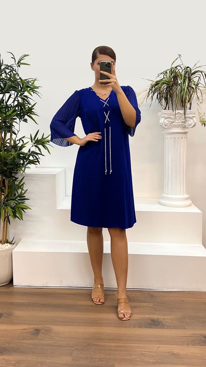 Abito da sera taglie forti con dettagli in pietra