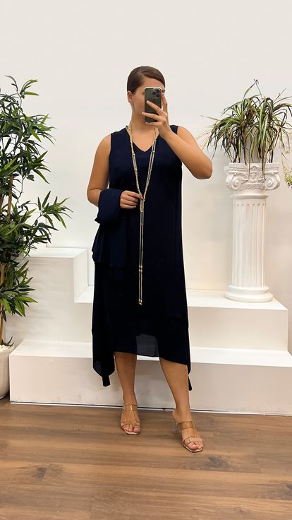 Tailleur de soirée bleu marine grande taille à col en V et détails aux manches