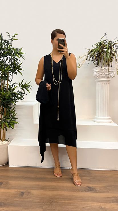 Black V Neck Plus Size Evening Suit with Sleeve Detail