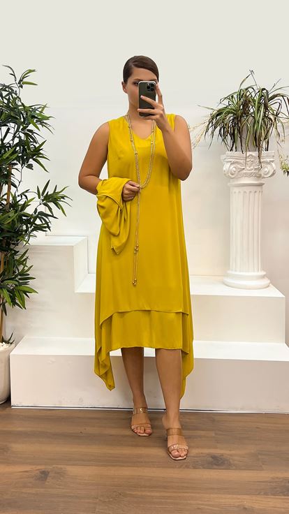 Olivgrüner Abendanzug in Übergröße mit V Ausschnitt und Ärmeldetails