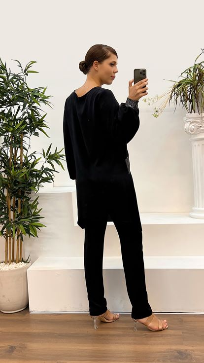 Completo da sera taglie forti con dettaglio in vita argentata