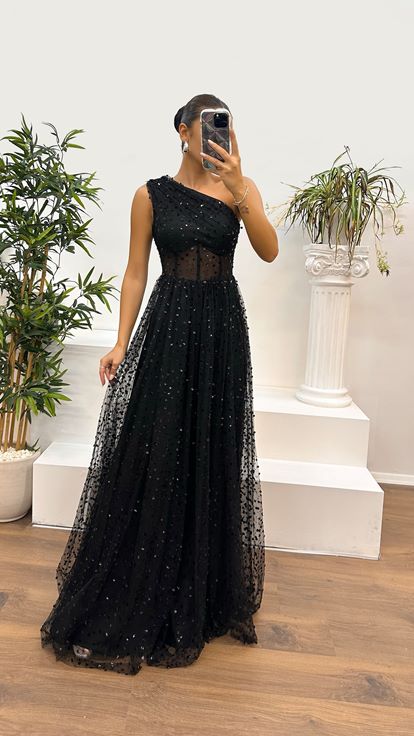 Schwarzes, transparentes, besticktes One-Shoulder-Kleid