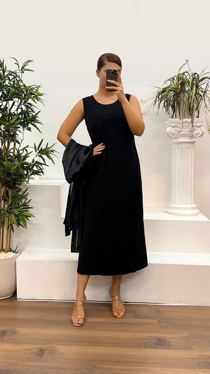 Schwarzer Satin-Abendanzug in Übergröße