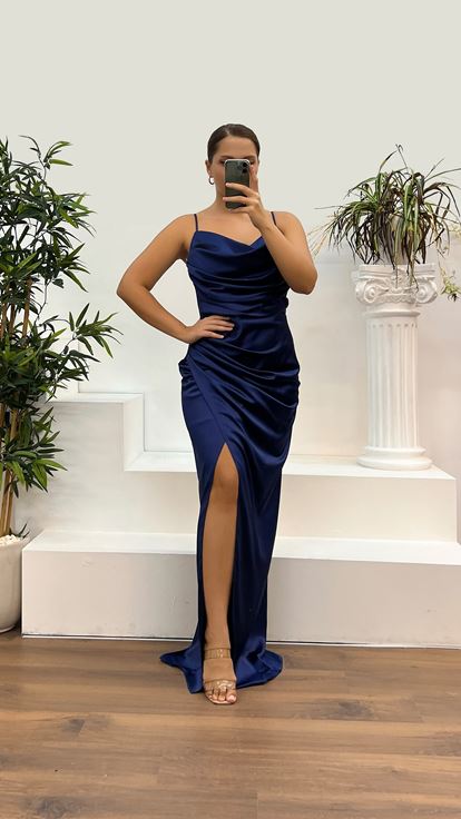 Robe de soirée drapée en satin bleu marine, grande taille, bretelles en corde