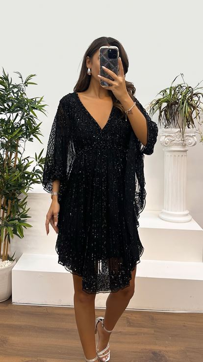 Robe de soirée noire à col en V et manches chauve-souris, courte, brodée à la main