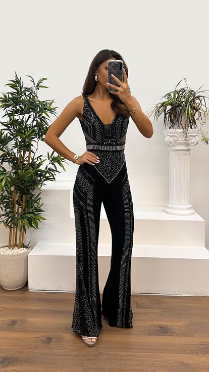 Tuta per abito da sera ricamata a mano con dettaglio nero sul retro