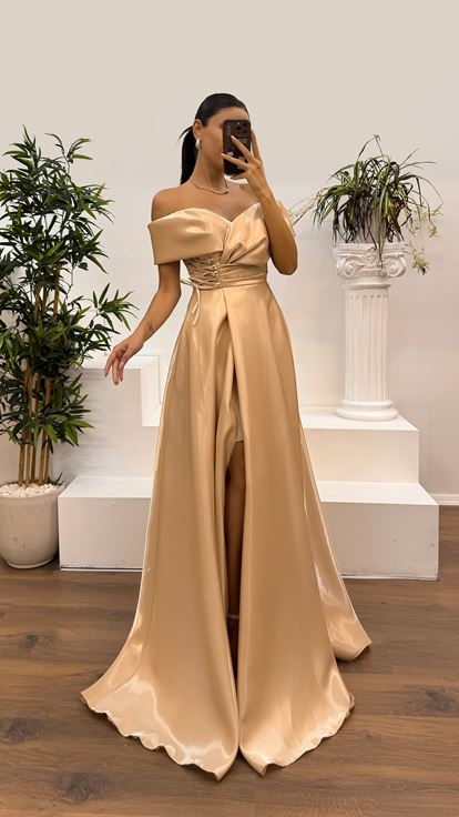 Gold Kayık Yaka Abiye Elbise