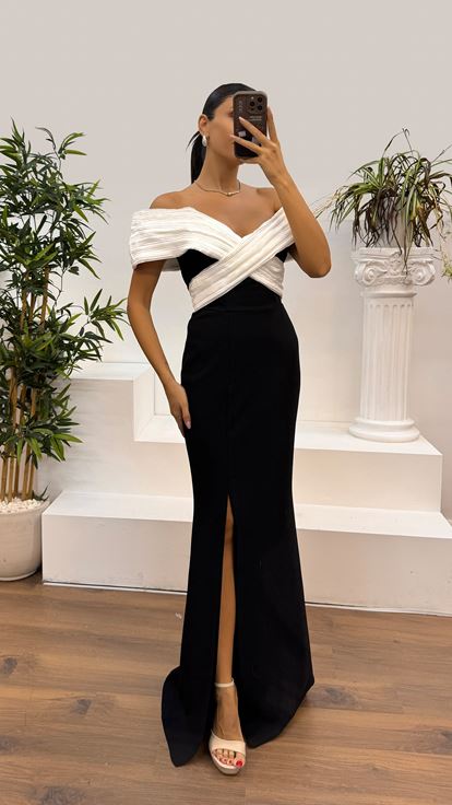 فستان سهرة بتفاصيل الياقة البيضاء