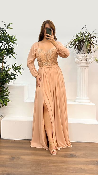 Powder Sweetheart Neckline Embroidered Plus Size Chiffon Evening Dress