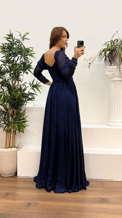 Navy Blue Sweetheart Neckline Embroidered Plus Size Chiffon Evening Dress