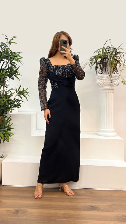 Black Embroidered Detail Plus Size Satin Evening Dress