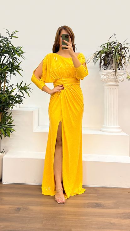 Yellow Boat Neck Sequined Plus Size Evening Dress