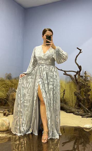 Silver V-Neck Patterned Pleated Plus Size Evening Dress