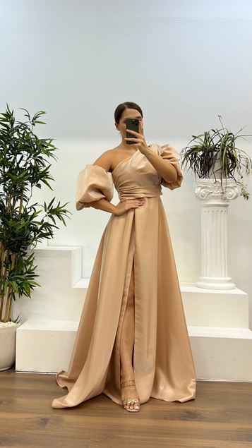 Gold Balloon Sleeve Plus Size Evening Dress