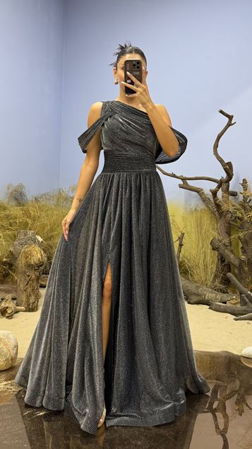 Black One-Shoulder Glittery Tulle Evening Dress