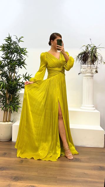 Apple Green Balloon Sleeve Draped Plus Size Designer Dress