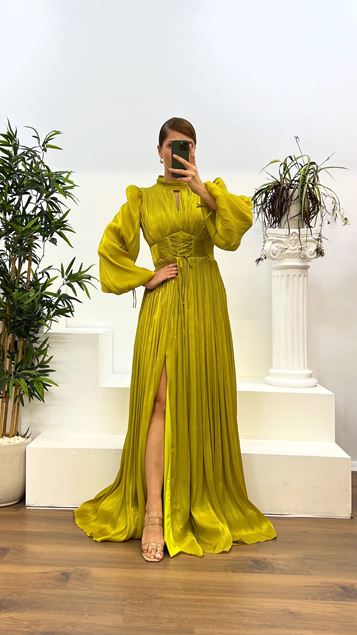 Apple Green Long Sleeve Draped Plus Size Evening Dress