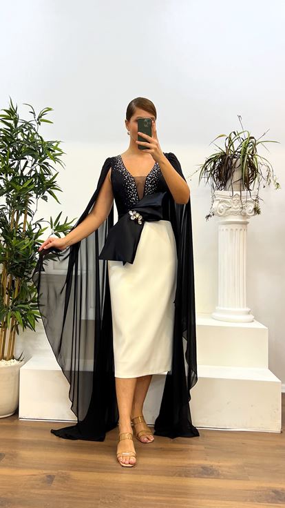 Abito da sera taglie forti con dettaglio manica longuette in osso nero